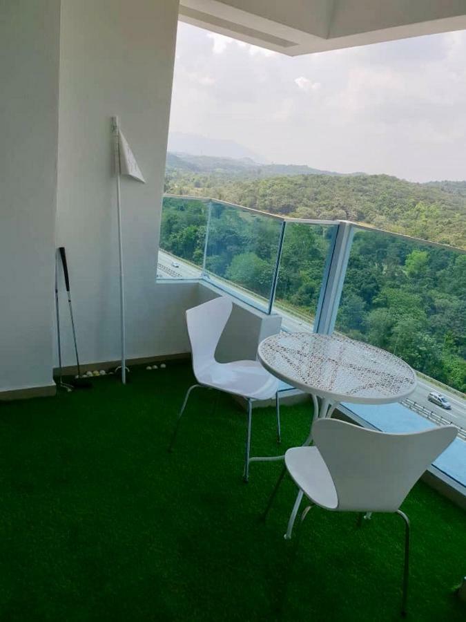 Homestay @ Bandar Seri Putra กาจัง ภายนอก รูปภาพ
